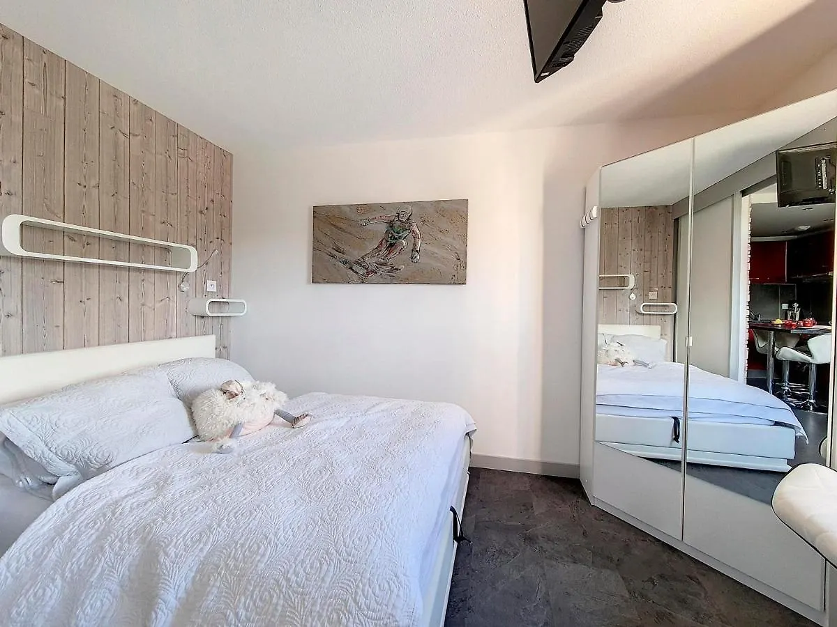 Appartement Renove Au Pied Des Pistes Avec Balcon - 4 Pers., 27M², Coin Chambre, Cabine, 3 Flocons Or - Fr-1-344-896 Сен-Мартен-де-Бельвиль Франция
